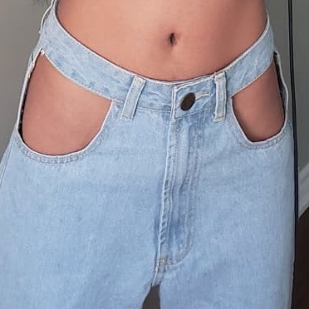 Cutout Jeans